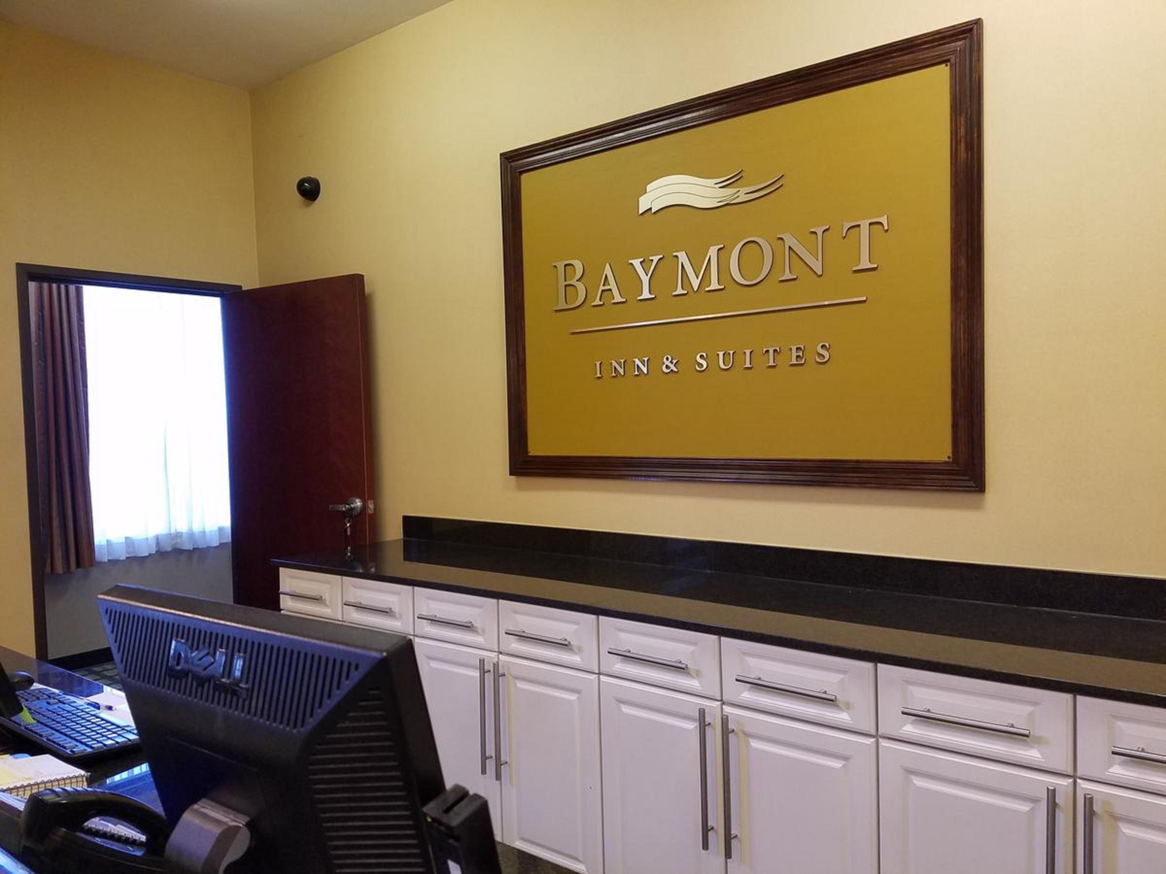 Отель Baymont By Wyndham Марреро Экстерьер фото
